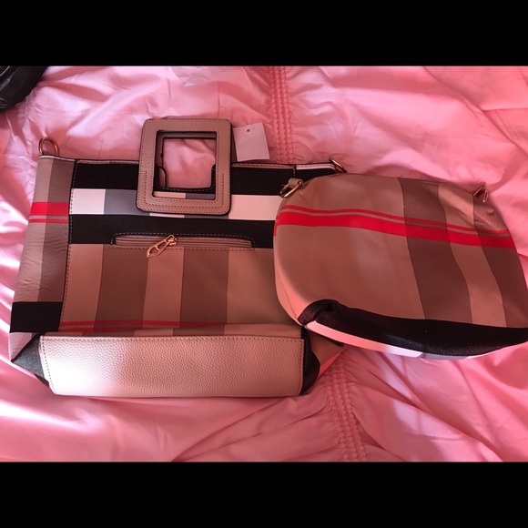 Purse - Picture 2 of 3